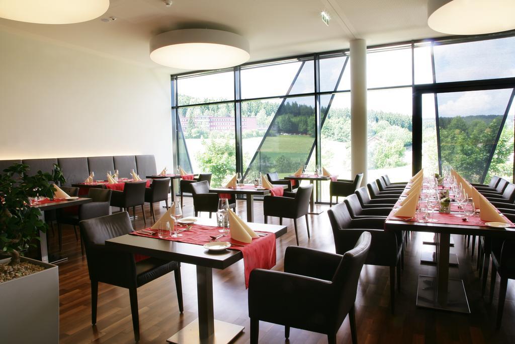 Spa Hotel Bruendl Bad Leonfelden Exterior foto